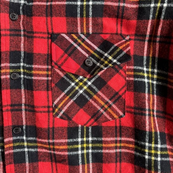 Vtg Van Heusen Flannel Jacket Mens L Plaid Shirt Red Black Quilted Grunge Preppy - Picture 2 of 9